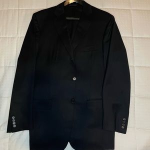 42 long Gianluca Isaia black suit.